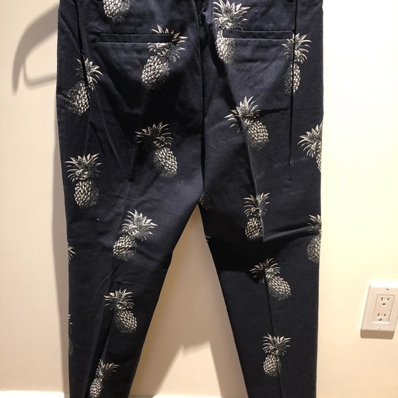 Ann Taylor NWT sz 6 Navy Pineapple Crop Pants - Picture 5 of 5